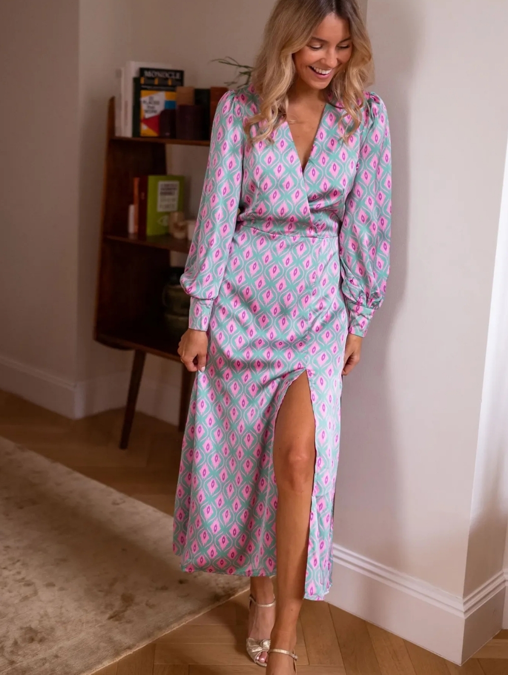 Elegant Satin-Like Siamese Print Long Sleeve Dress - All-Over Floral Print